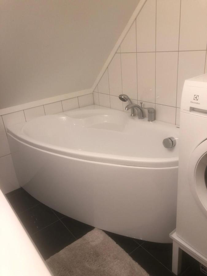 Ferienwohnung Aid Og Svein' S Sentrumsnaere Panorama Hjem Kristiansand Exterior foto